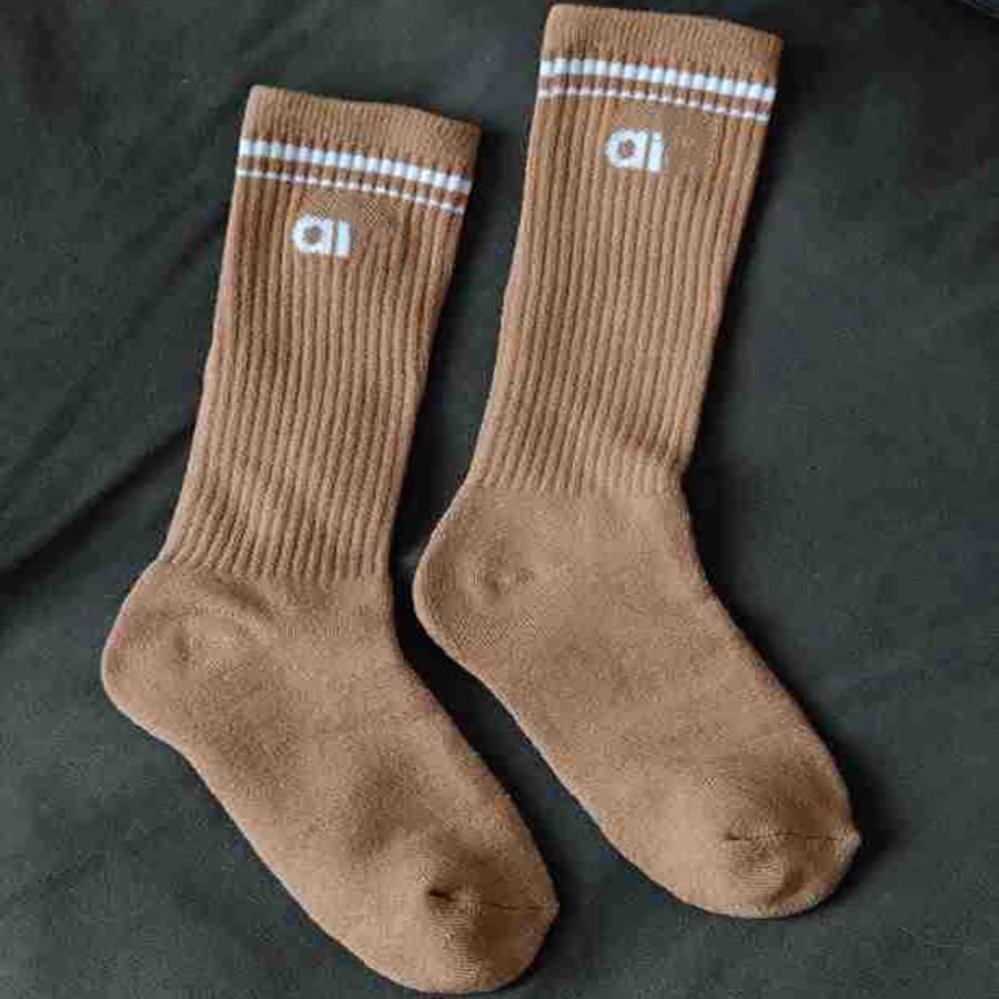 Men's Designer Embroidery Socks: Breathable Cotton Fashion Sports Socks