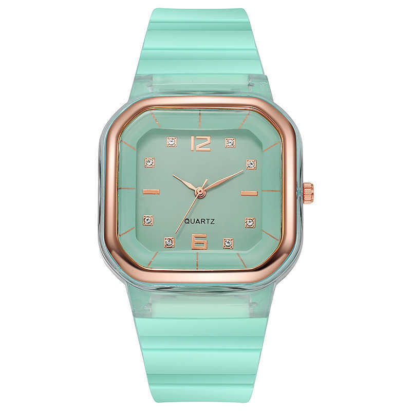 2022 New Jelly Watch for Womens Ins Simple and Fashionable Silicone Small Square Watch for Students Children and Girls Sports Watch W250212