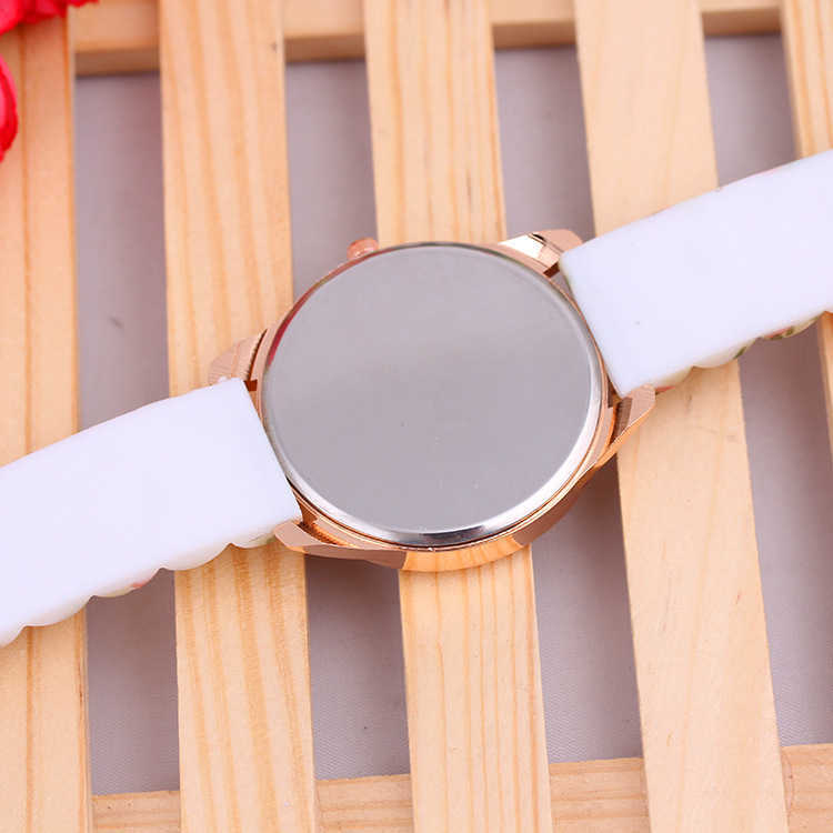 New Fashion Geneva Silicone Watch Print Flower Watch Mens and Womens Quartz Watch W250212