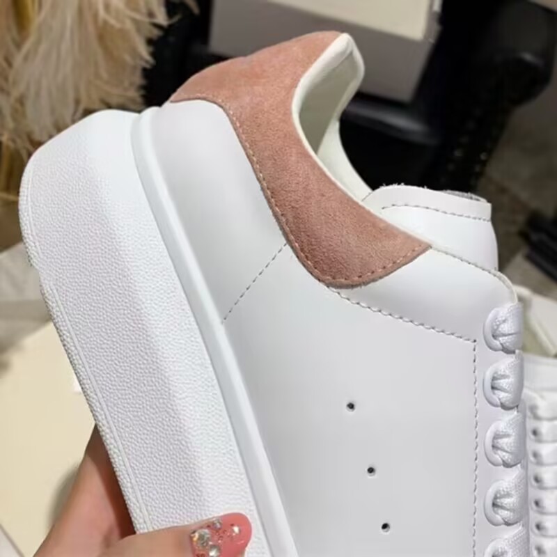 Minimalist Unisex White Flats Made of High-Quality Genuine Leather