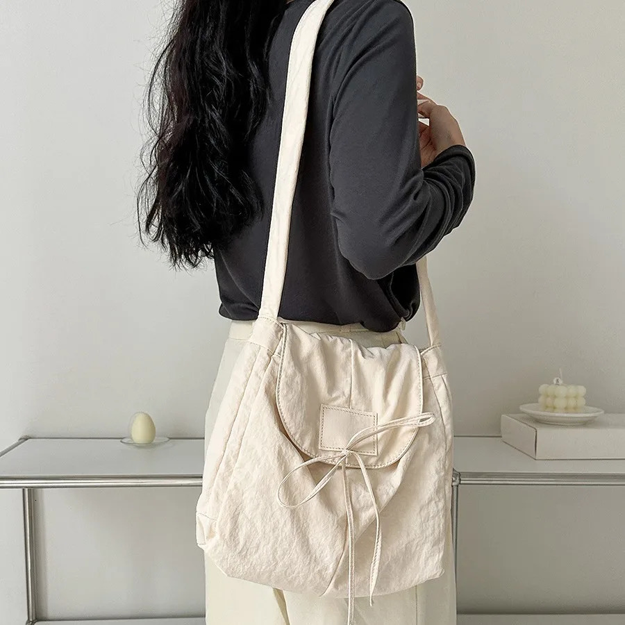 LEFTSIDE Small Tie Korean Fashion Drawstring Shoulder Bags for Women Solid Color Handbag Lady Travel Hobo Bag 250207