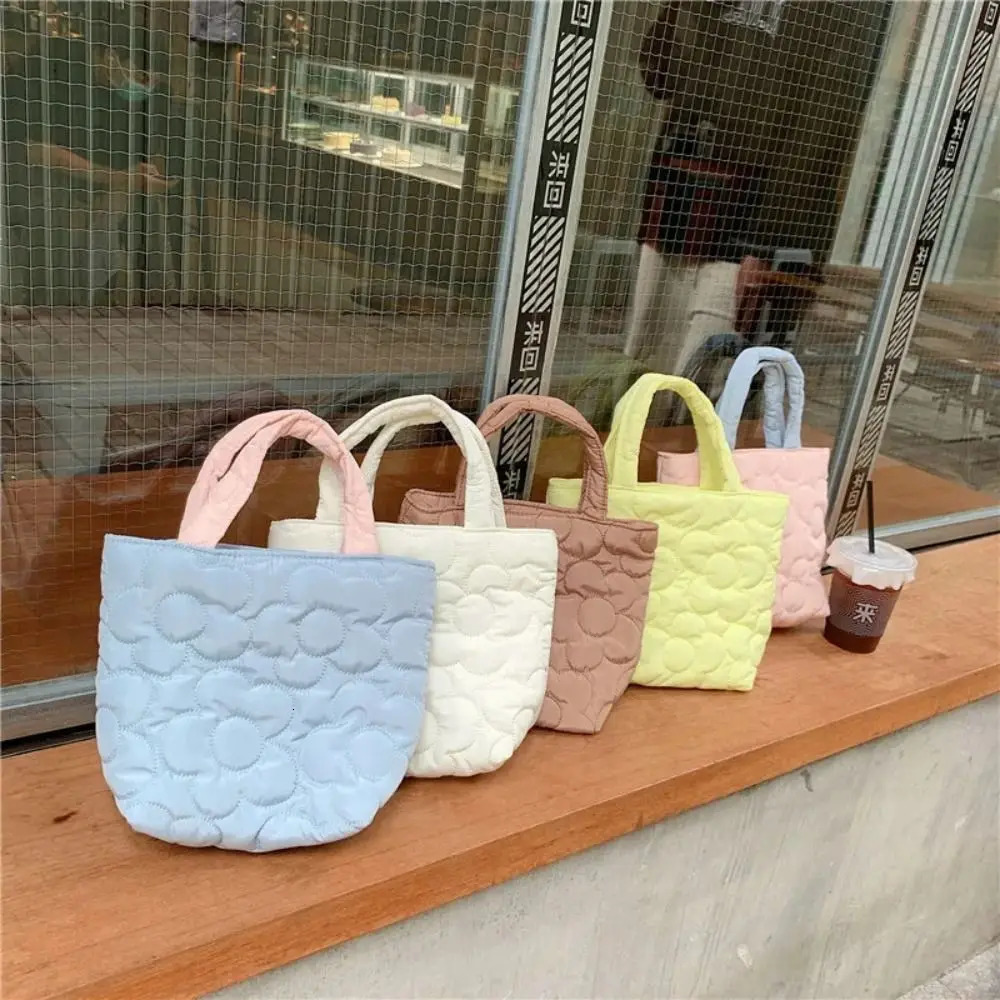 Lovly Flower Womens Small Handbags Quilted Flora Female Daily Lunch Shoulder Bag Simple Ladies Tote Clutch Purse Shopping Bags 250207