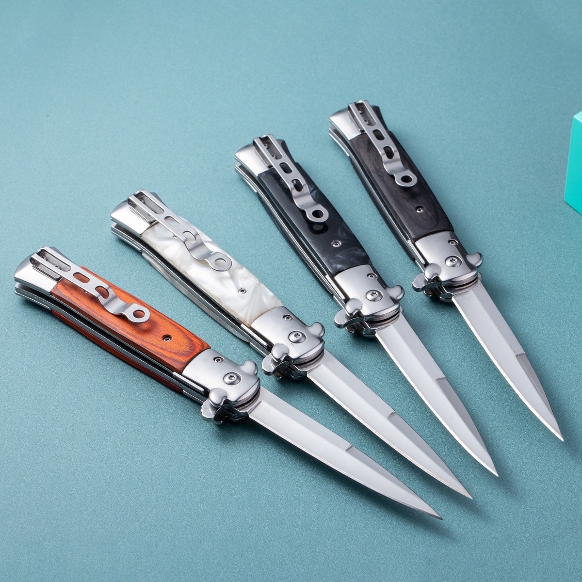 AKC-Classic Italian folding knife with resin handle high-hardness blade Essential items for outdoor camping Spot wholesale