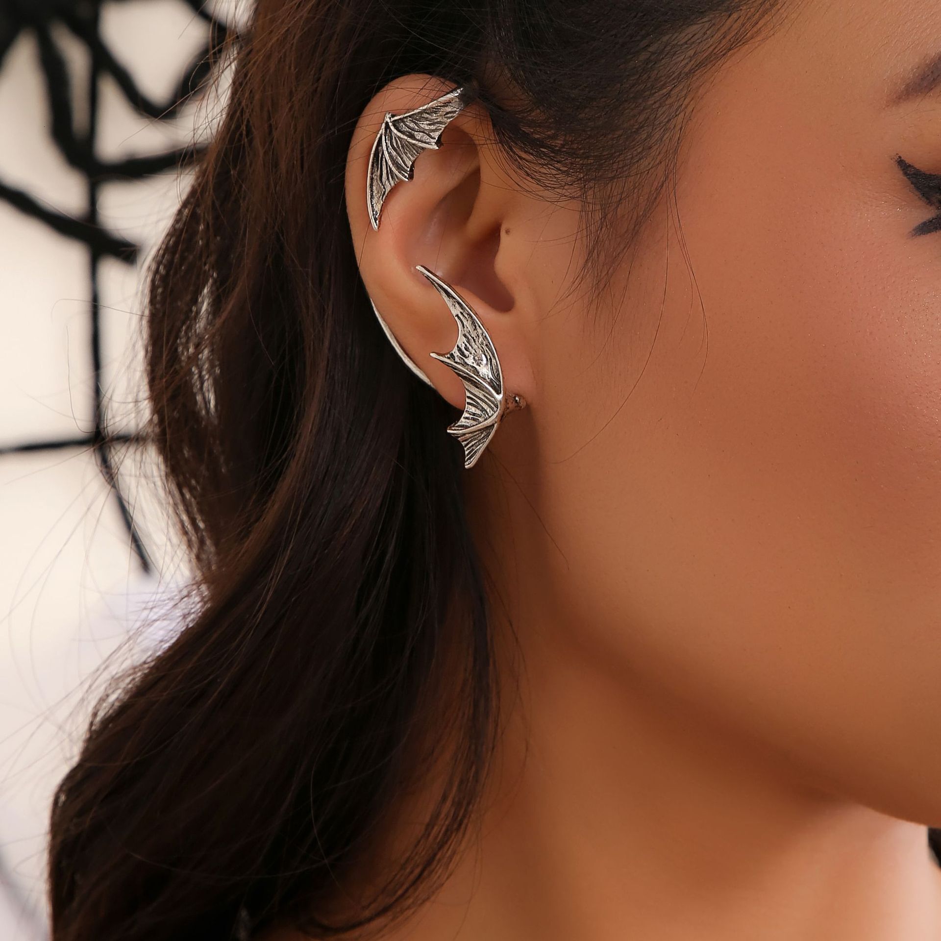 designer Woman Jewelry punk style hole free bat wings clip Halloween hanging devil ear bone nail