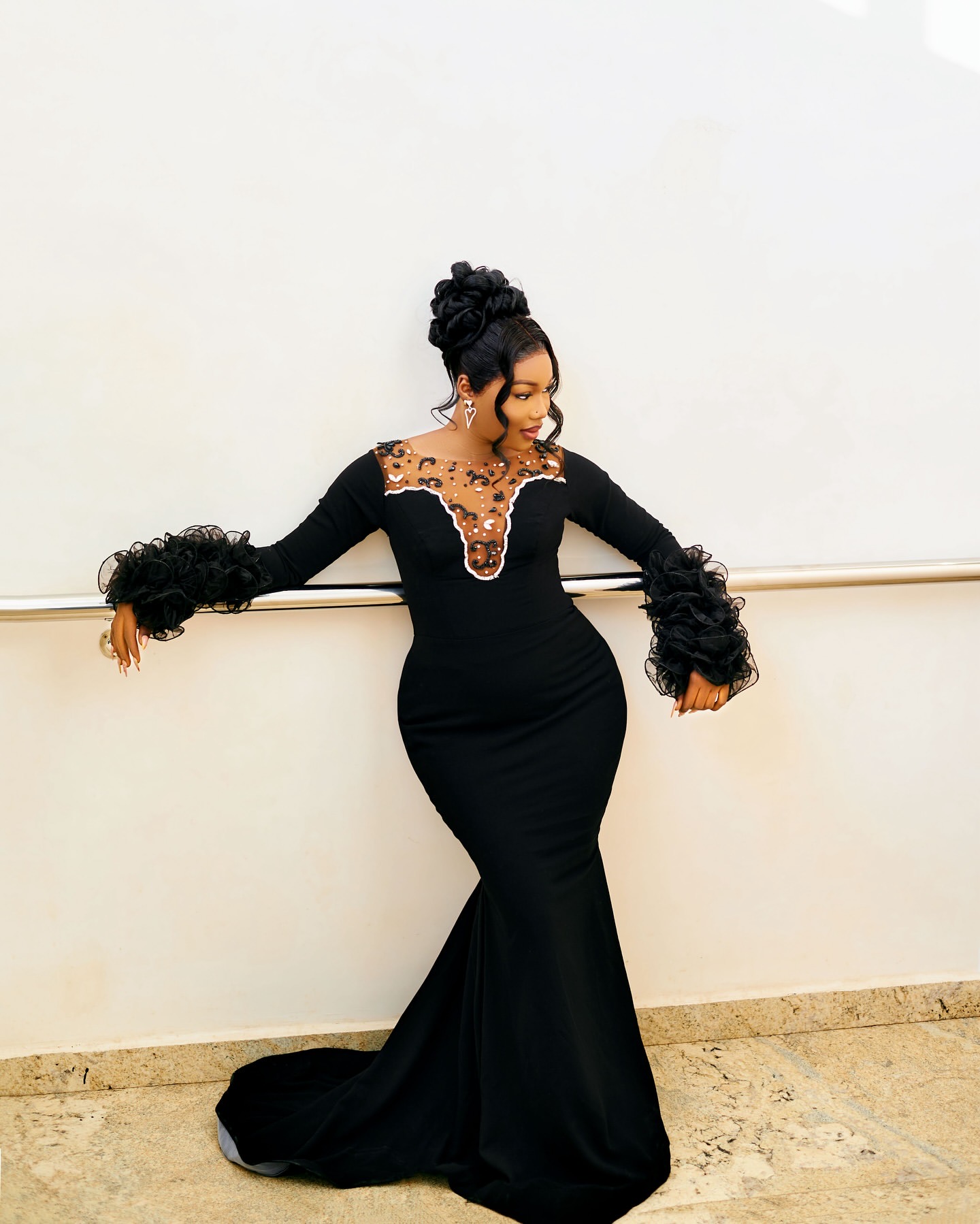 Aso Ebi 2025 Black Mermaid Prom Dresses Crystals Beaded Satin Full Sleeves Evening Formal Party Second Reception Birthday Gowns Dress For Special Occa