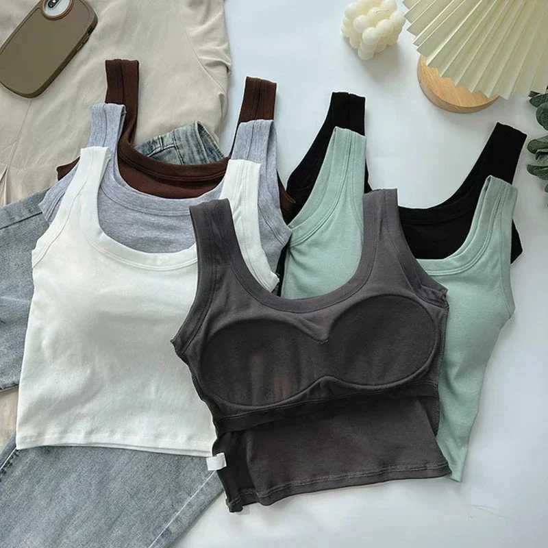 Womens Vest One-Piece No Steel Ring Cotton Chest Pad Wide Shoulder Sports Yoga Vest Underwear Black White Bra Tank Top WomenXJ250212
