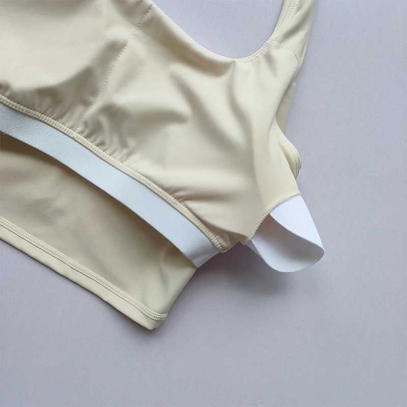 Summer New Sexy Hanging Neck with Chest Pads Beautiful Back Sports Bra Womens Light Luxury Fashion Unique Pleated Sports BraXJ250212