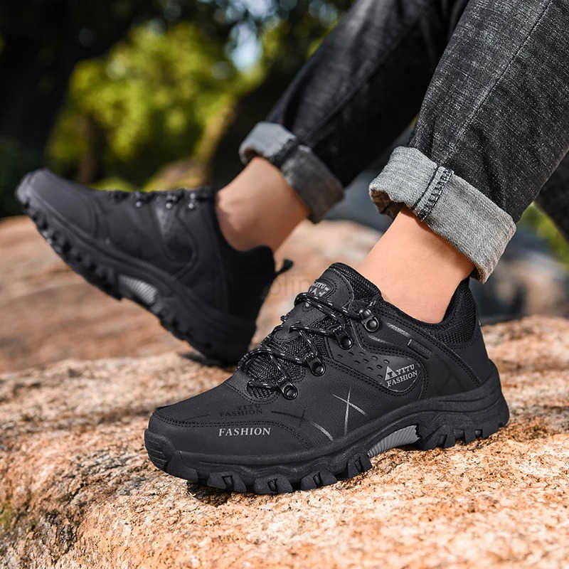 Men Sneakers Luxury Brand Outdoors Hiking Shoes Big Size Men Work Casual Shoes Height Increasing Non-slip Shockproof Mens Shoes Z250212