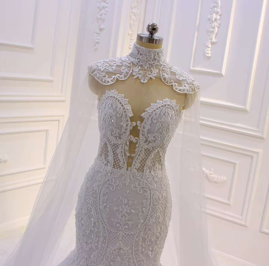 Customized Am188 Lace Appliques Mermaid Wedding Dress With Cape