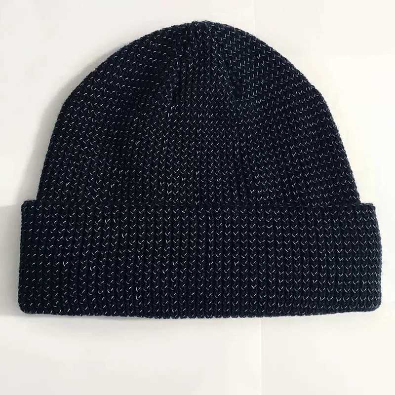 New reflective Beanie hat fashionable for autumn and winter Fem hat warm hat brand new knitted hat X250212