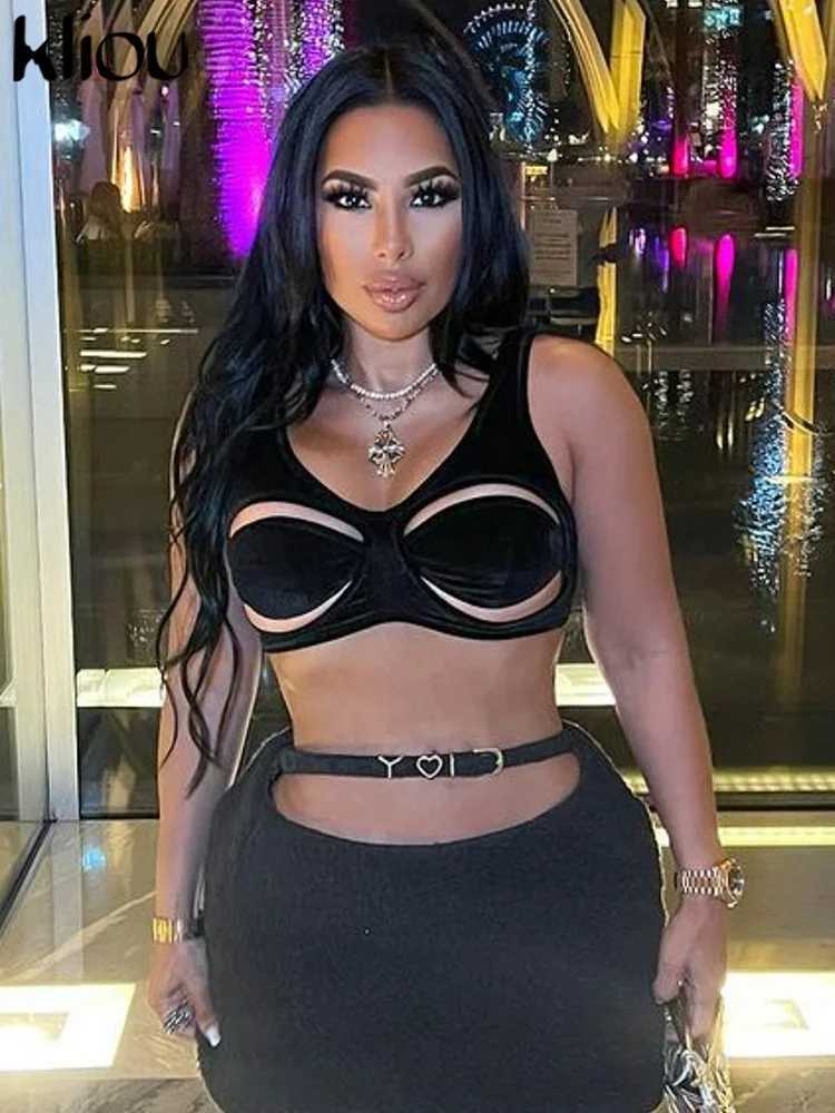 kliou Pleuche Sexy Hot Bikini Camisoles Women nning Cut Out Solid Concise Slim Party Club Crop Vests Fe New Nightout TopsXJ250212