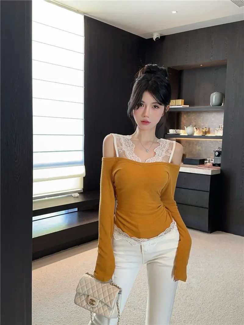 Lace Patchwork Long Sve Bottoming Shirt Femme Autumn Sexy Interior Lapping Slim Off Shoulder Top Tee Women Fashionable TshirtXJ250212