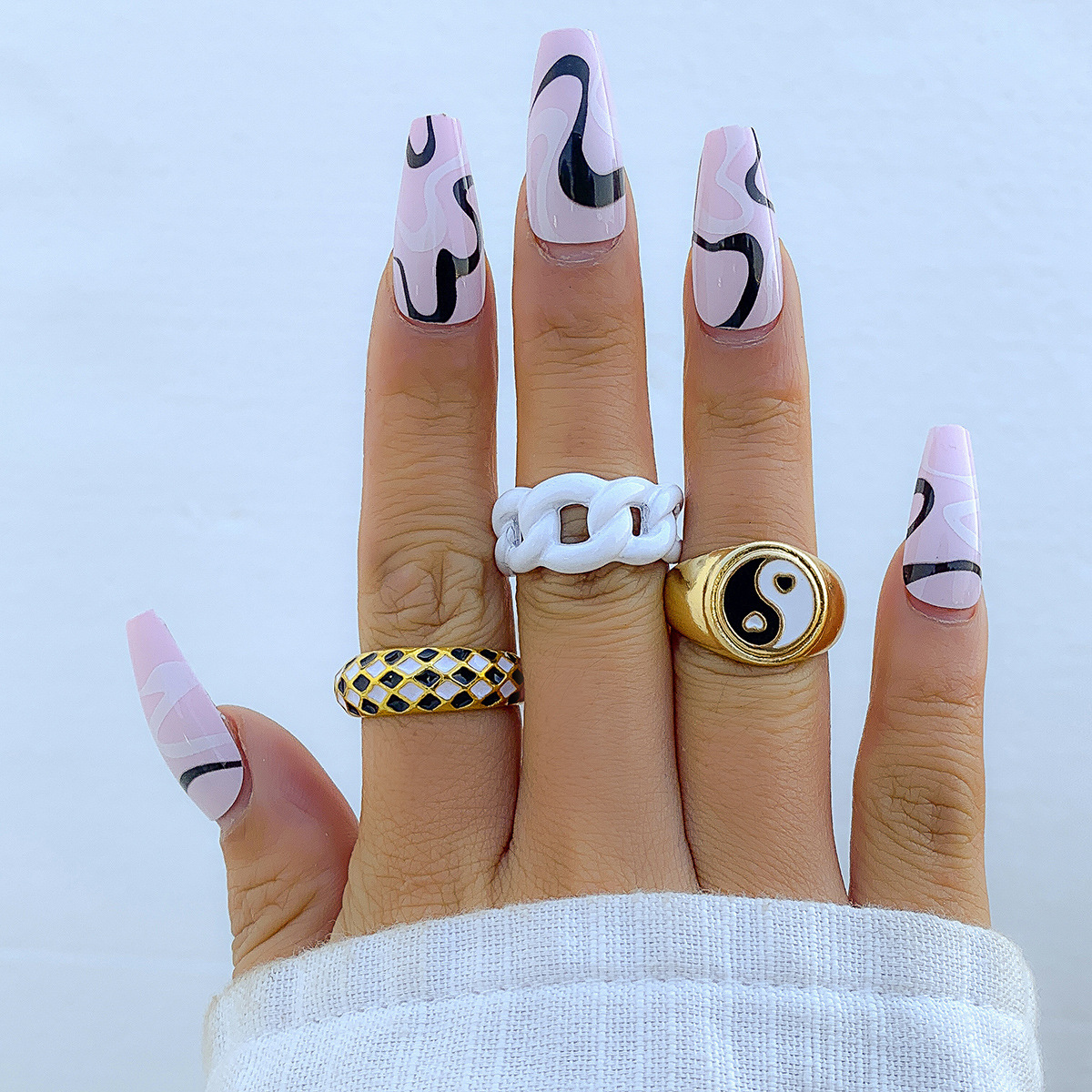 designer Micro inlaid rhinestone stacking set ring, trendy and niche design, checkerboard joint fashion ring