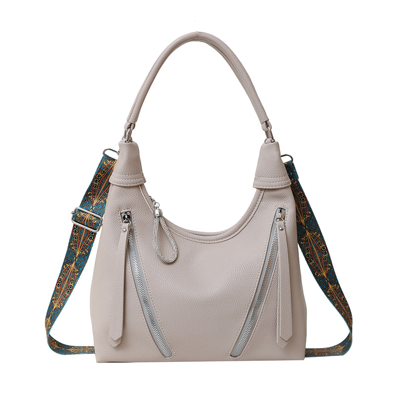 Women's Casual Underarm Bag - Portable Shoulder Messenger Tote with Fashion Design