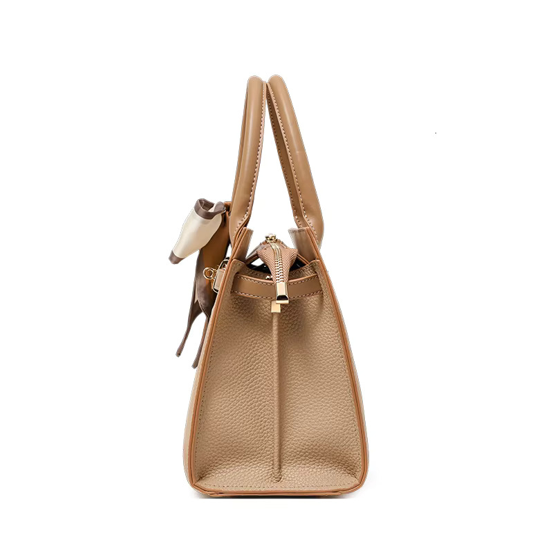 Light Niche High-End Messenger Women's 2025 New Large-Capacity Handbag Mother Bag
