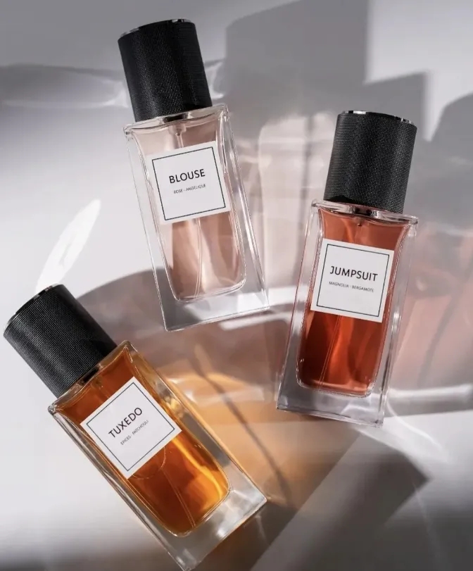 New womens Incense perfume BLOUSE GRAIN DE POUDRE SAHARIENNE TUXEDO LAVALLIERE Perfume Spray 75ml Long Lasting Fragrance high quality Fast shipping