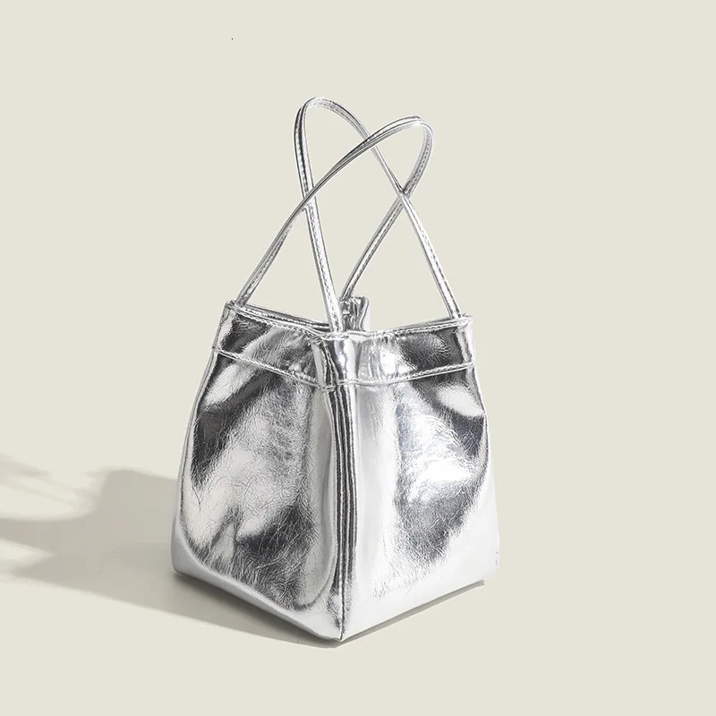Silver bucket bag for women fashionable and simple lunch box bag niche western-style texture hand-held small bag 250207