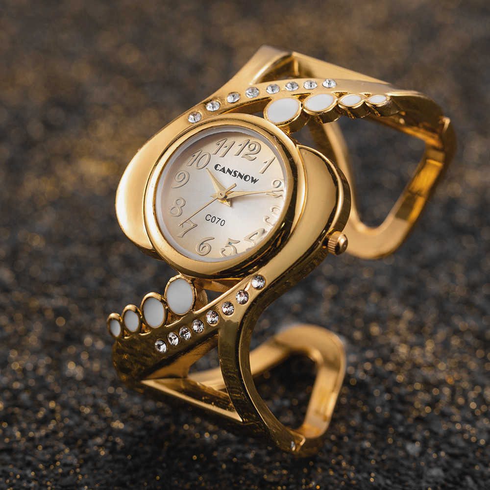Watch womens watch womens Diamond Bracelet Watch high-end fashion girls hollow out Watch W250212