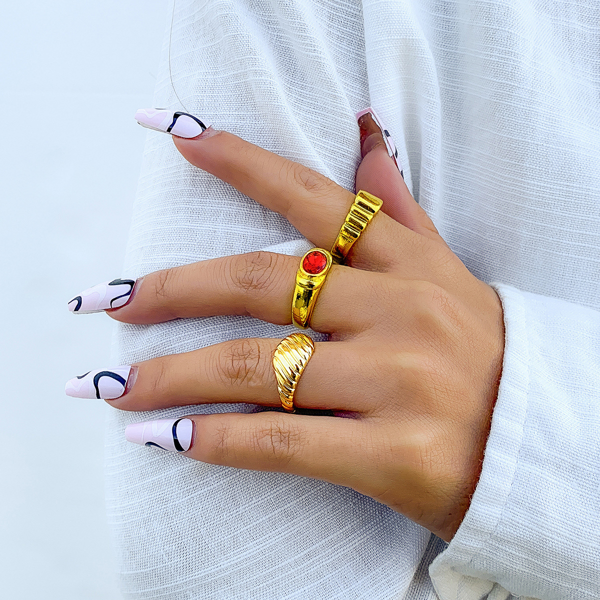 designer Micro inlaid rhinestone stacking set ring, trendy and niche design, checkerboard joint fashion ring