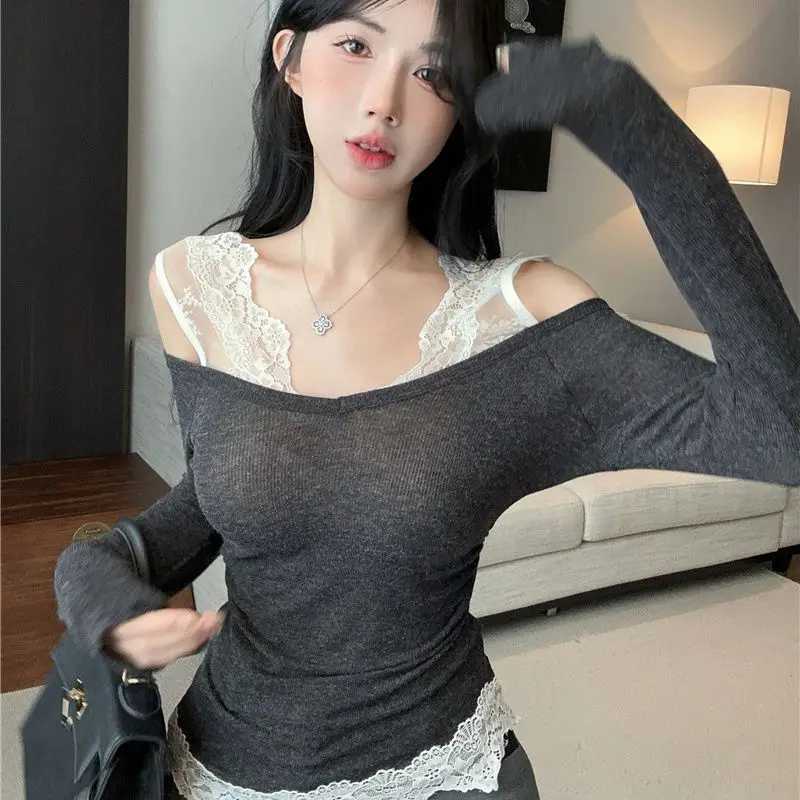 Lace Patchwork Long Sve Bottoming Shirt Femme Autumn Sexy Interior Lapping Slim Off Shoulder Top Tee Women Fashionable TshirtXJ250212