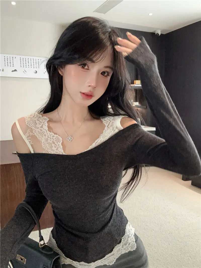 Lace Patchwork Long Sve Bottoming Shirt Femme Autumn Sexy Interior Lapping Slim Off Shoulder Top Tee Women Fashionable TshirtXJ250212