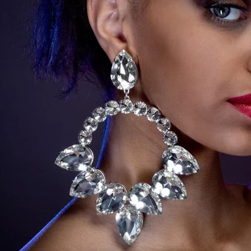 Exaggerated Earring 2PCS/LOT long rhinestone Silver pendant earrings Jewelry High-End Stage Accessories For Party