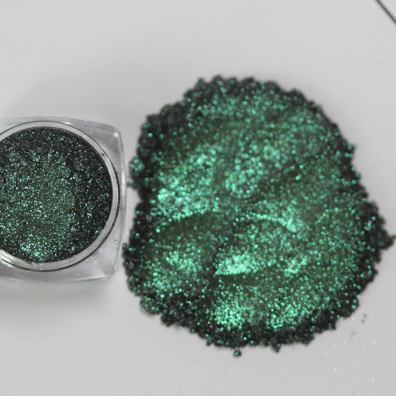 Natural Black Base Green Shimmer Mica Chameleon Powder for Makup Nail Art Gel Epoxy Resin Bath Bombs Candle Soap Lip Gloss Slime 250208