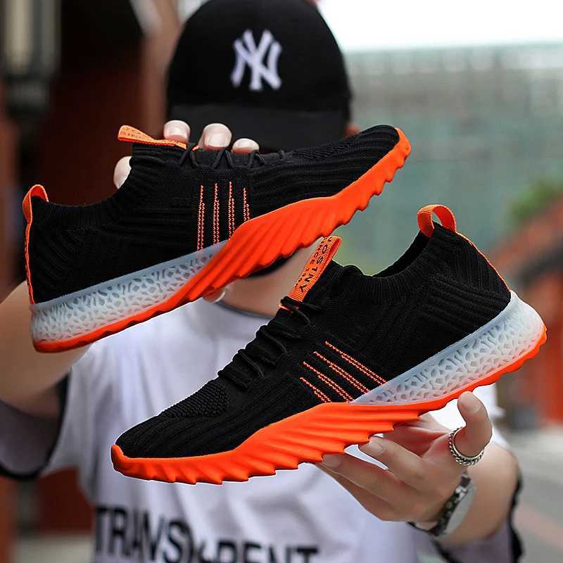 Couple Shoes Cushioned Outdoor Running Shoes Anti-slip Sports Lovers Professional Sports Training Shoes Lightweight ZapatillasC250304