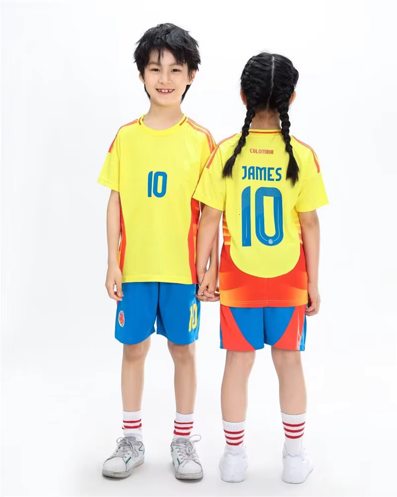 Adult Children's Clothing Set Football Sport Uniforms Boy Girl Columbia Fans Jersey Training Wear Games Kits Leisure Shirt