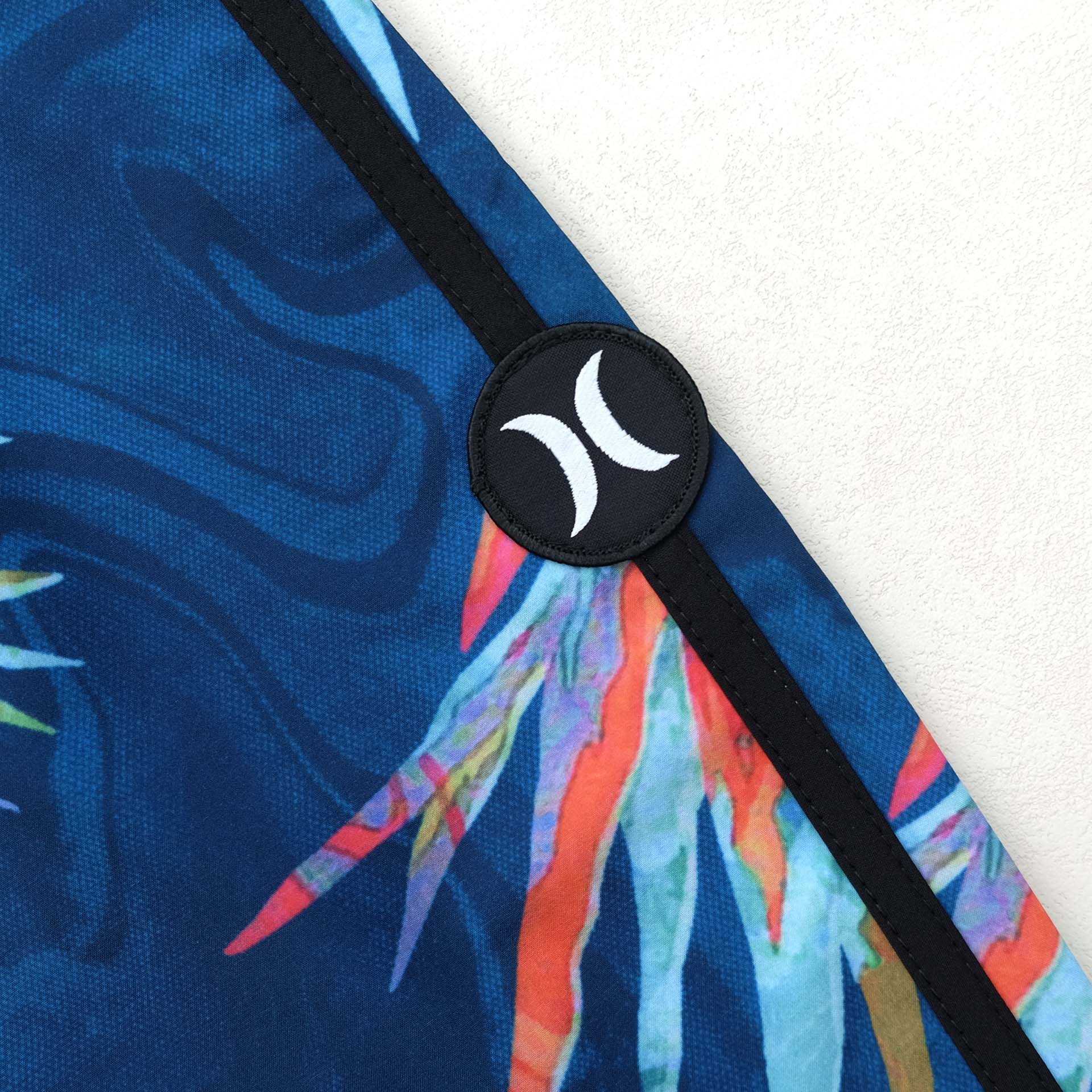 Beach pants for men 2024 new summer four sided elastic waterproof quick drying printed five quarter pants hot selling W250212