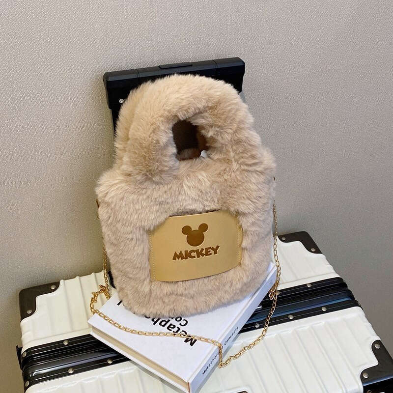 2025S Designer S New Model Handbag Bucket Winter Women S New Single Shoulder Crossbody Plush Bag