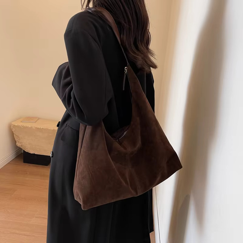 Autumn High-Grade Underarm 2025 New Frosted Casual Tote Bag Fashion Commuter Large Capacity Handbag
