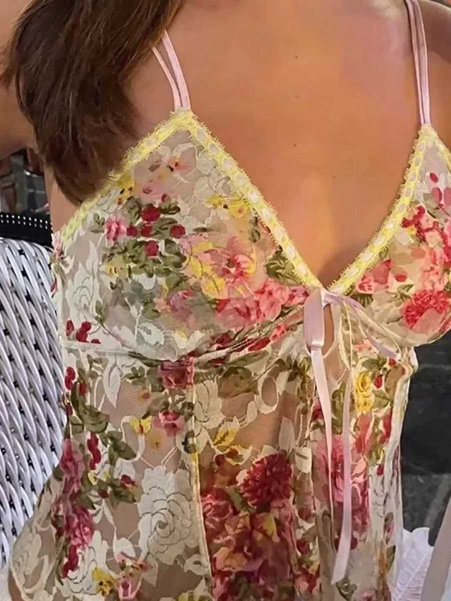 Women Spaghetti Strap Camisoles Floral Print V-Neck Tie-Up Front Sveless Sling Tank Tops Slim Fit Vests Crop Tops Y2k SummerXJ250212