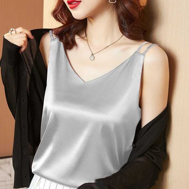 Ice silk Women Summer Tanks Camis Vest Fashion Casual Sveless Ladies Street Tanks Tops Tees Hotsweet B3169XJ250212
