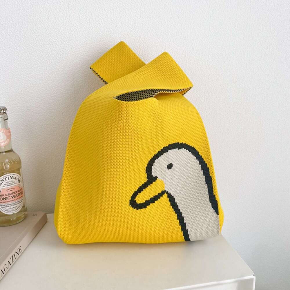 Internet famous flower cartoon knitted Japanese and Korean woven shoulder underarm new women's bag, tote bag