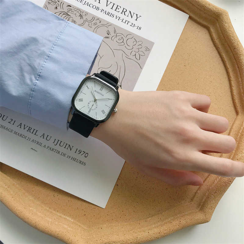 French minority watches Womens simple temperament in summer; students square; womens leisure atmosphere; light luxury; INS style W250212