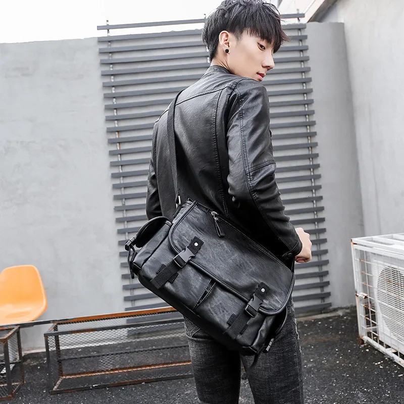 Fashion Mens Messenger Bag Large Capacity Crossbody Bags Men Classic Retro Shoulder Messenger bag School sac Laptop Satchel 250207