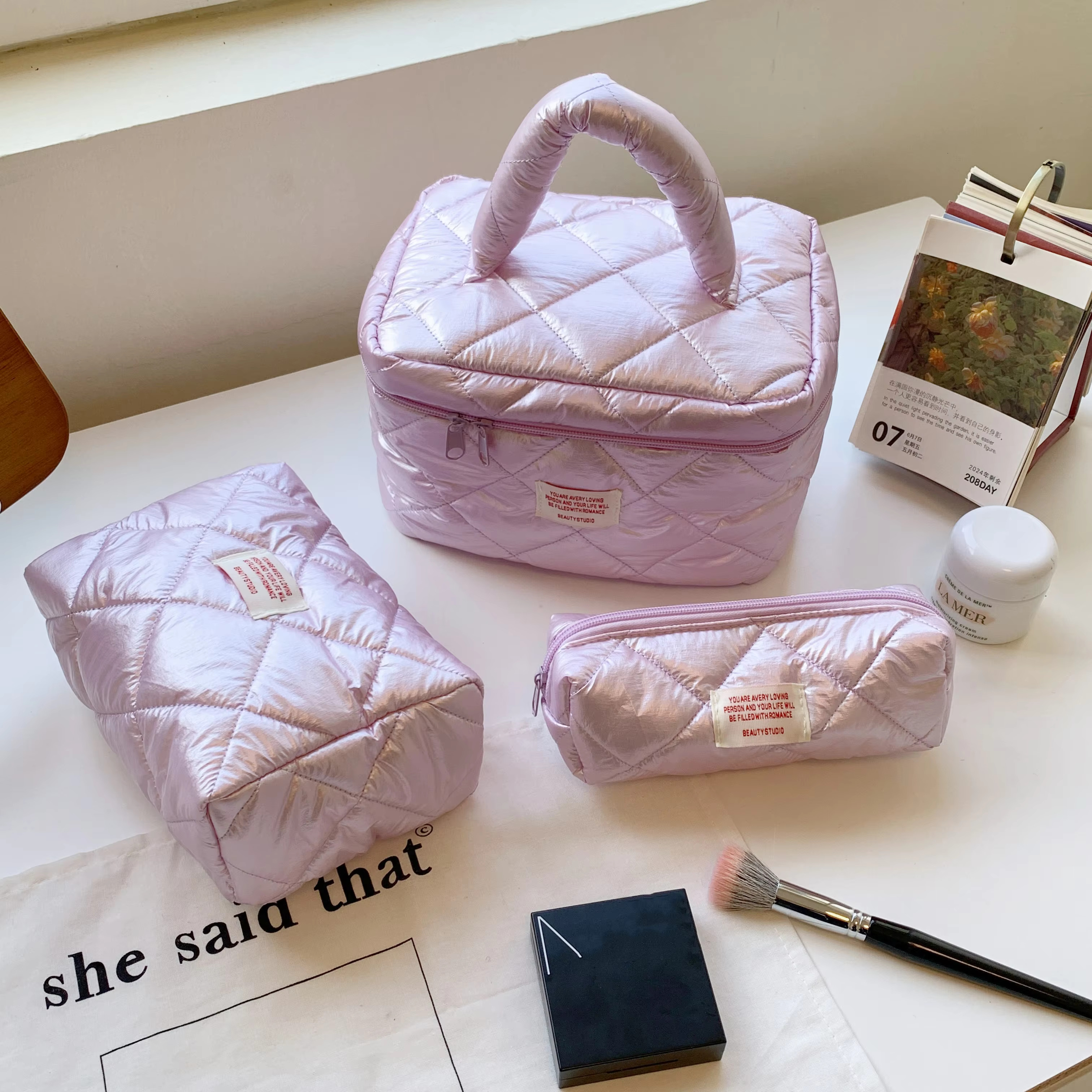 Women's gge Handheld Makeup Bead Light Color Advanced Sense Wash Girl Travel Storage Bag swissmilitary