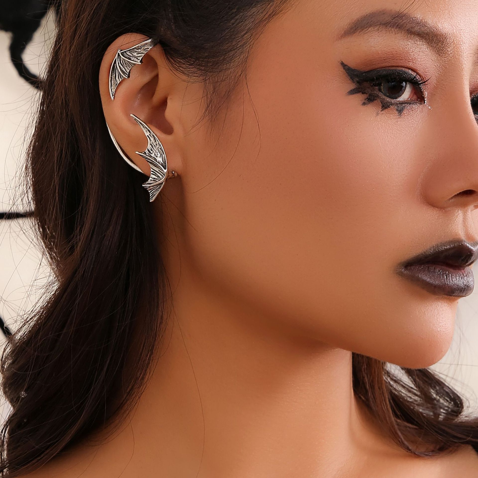 designer Woman Jewelry punk style hole free bat wings clip Halloween hanging devil ear bone nail