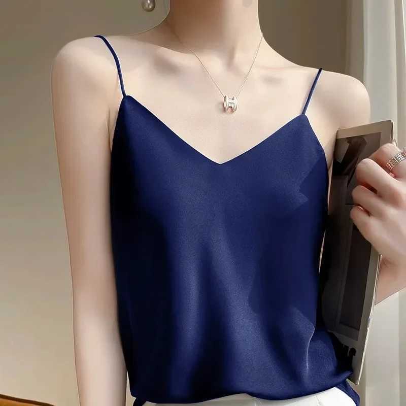 Casual Women Camis Tops Solid Spring Summer Tops Sexy V-neck Tank Tops Office Lady Top 2024 Fashion Korean Tank TopXJ250212