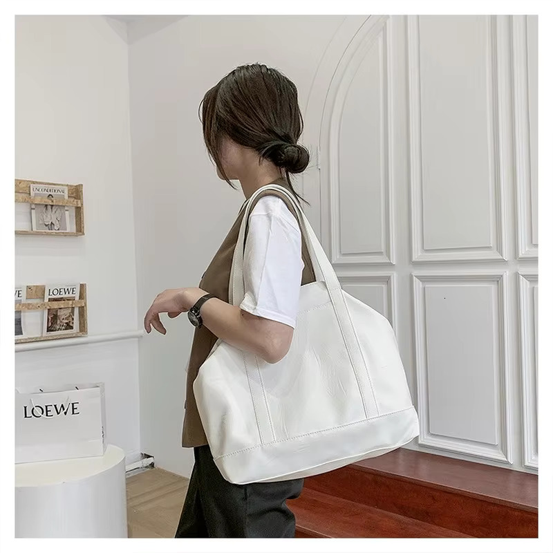 Simple Large Capacity Handbag Fashion Female Summer New Trendy High-Quality Western Style Shoulder Bag Net Red Tote Bags