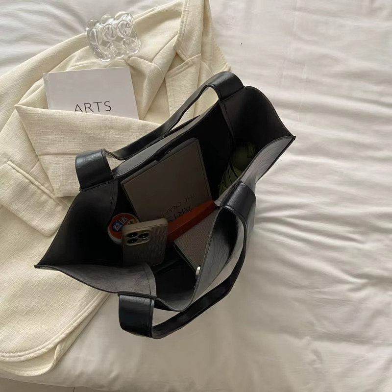 Large Retro PU Leather Shoulder Bag For Women 2024 Y2K Korean Fashion Simple Handbags And Purses Females Solid Color Tote Bags