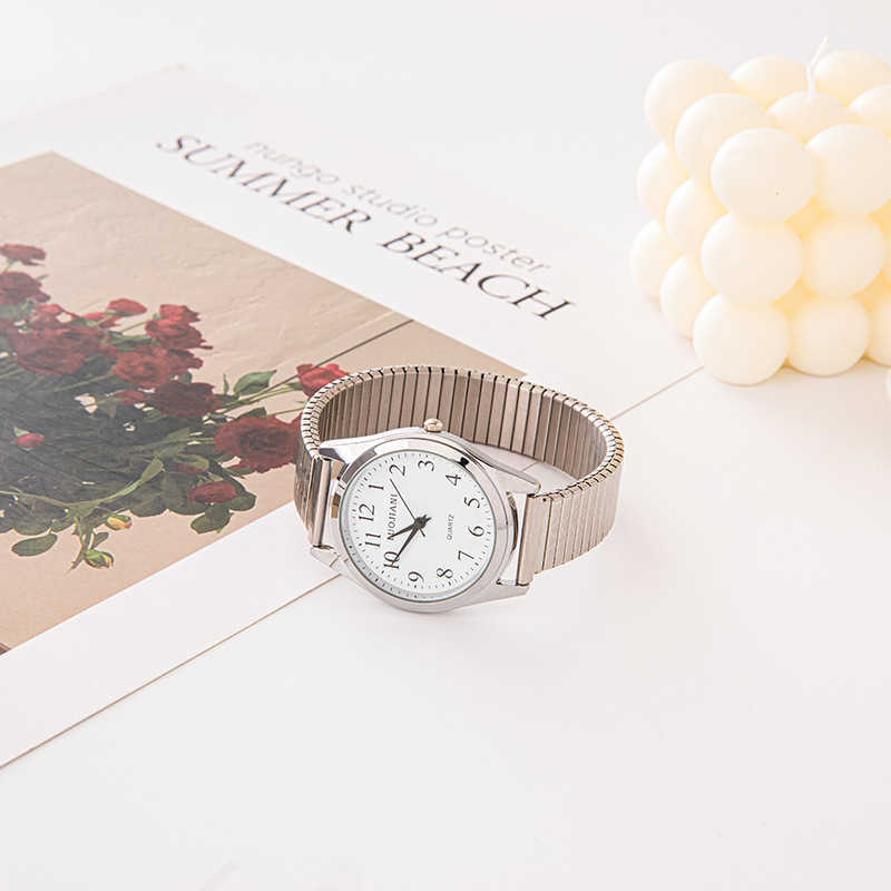 Middle aged and elderly watches mens large digital dial womens watch steel band spring elastic band elderly watch waterproof quartz watch for daily li