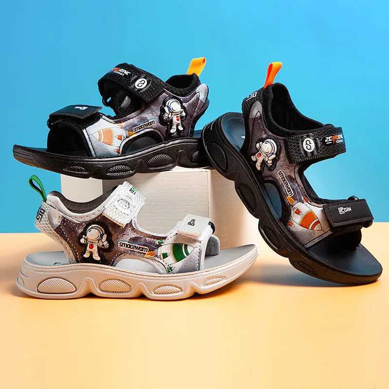 Sandals 2024 New Summer Boys Breathable Sport sandals Kids Beach Shoes Students Casual Soft Sole Shoes Children Fashion Non-slip sandals H250212