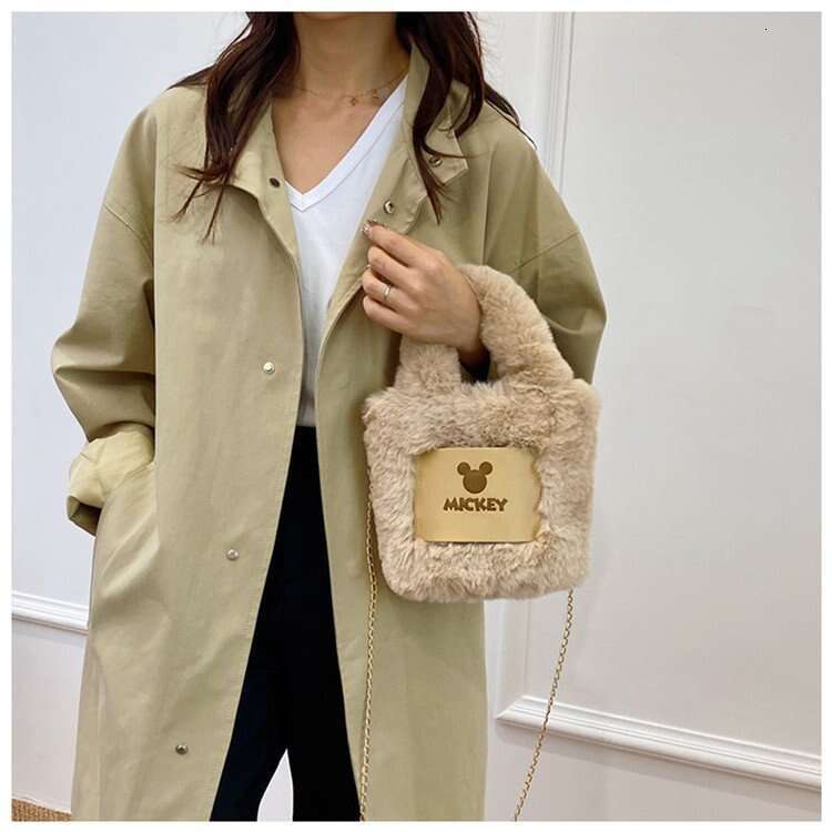 2025S Designer S New Model Handbag Bucket Winter Women S New Single Shoulder Crossbody Plush Bag