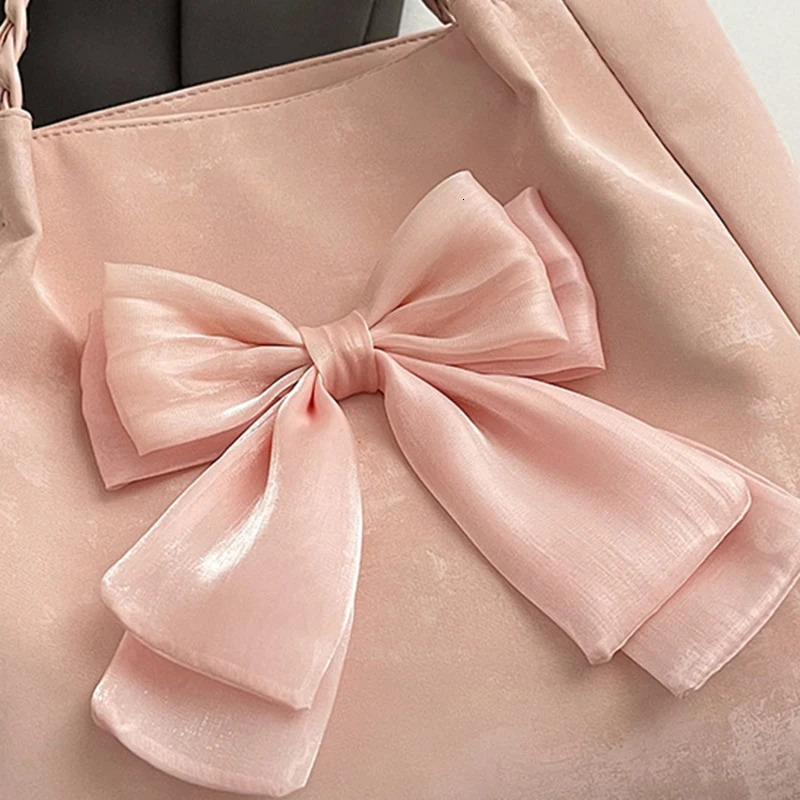Womens Shoulder Bag with Bows Versatile Casual Hand-held Tote Bag Womens Bag Simple Spacious Trendy Crossbody Bag Bag 250207