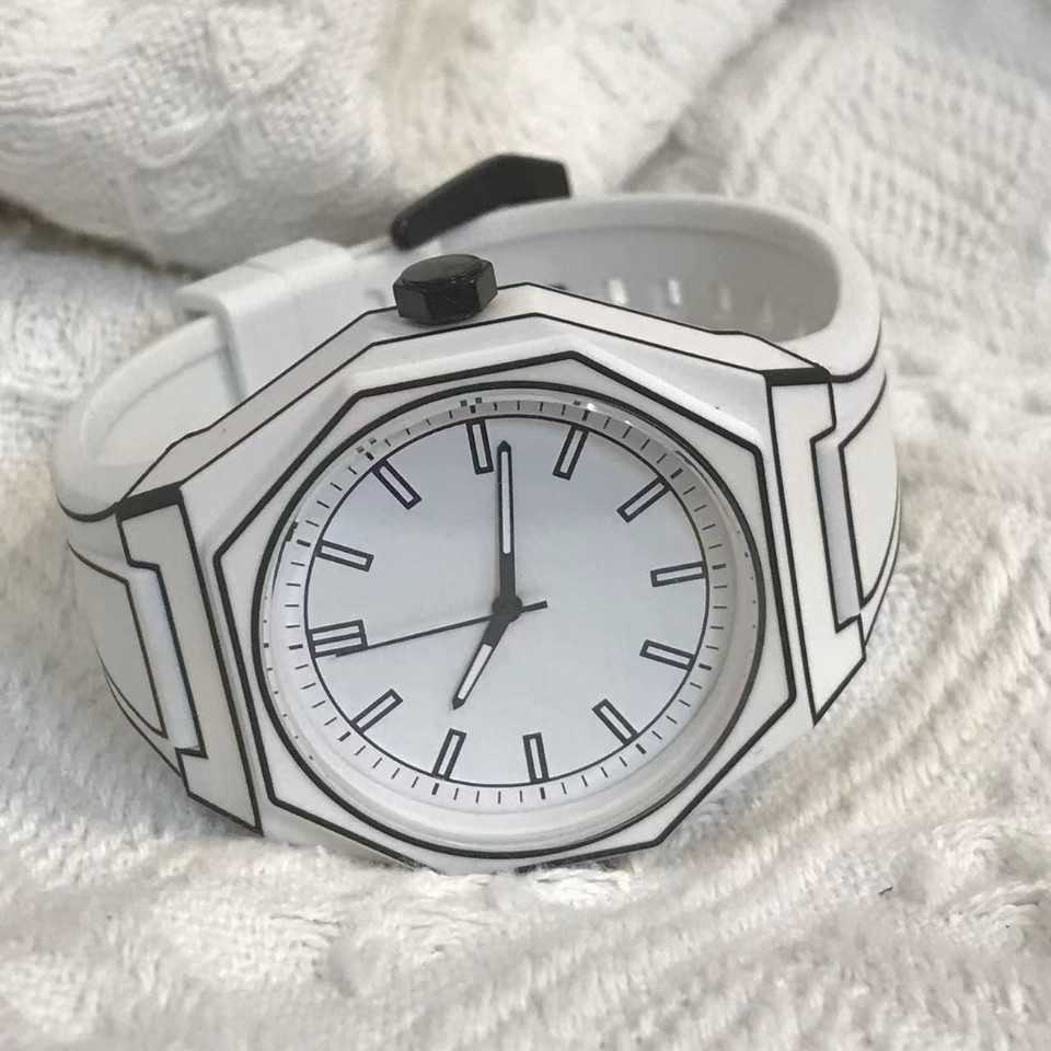 2024 New Anime Watch Mens Wormhole Concept Mens Student Mens Tritium Sports Mens Creative Mens Watch W250212