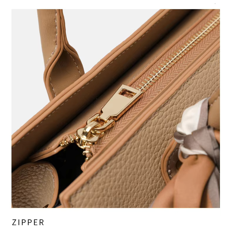 Light Niche High-End Messenger Women's 2025 New Large-Capacity Handbag Mother Bag