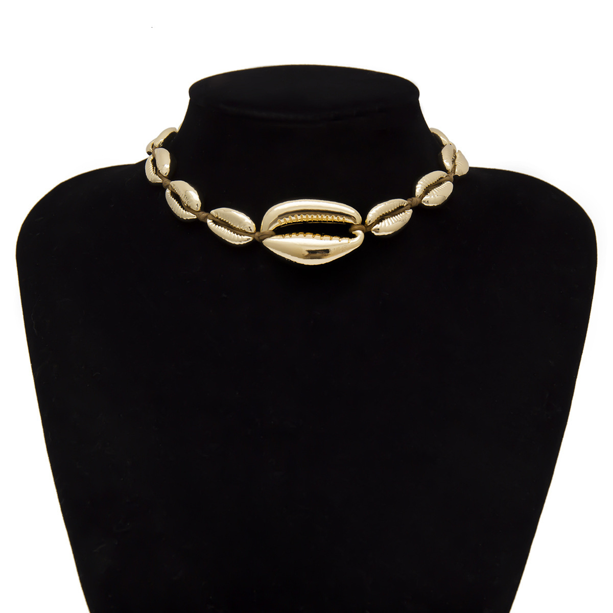Woman Jewelry creative fan-shaped adjustable collar decoration for women's simple and exaggerated large seashell fashion versatile necklace