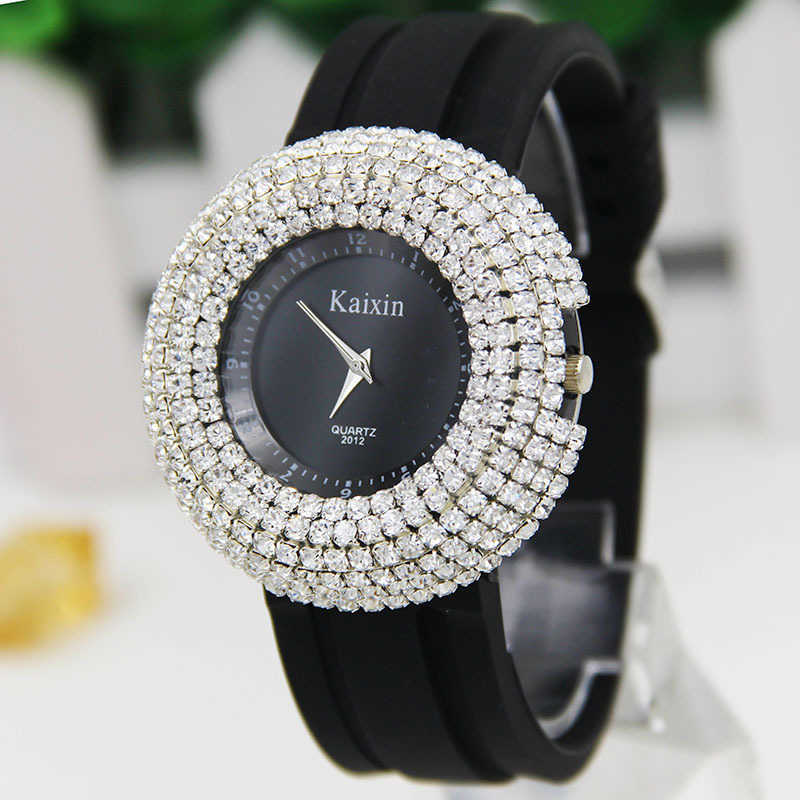 Hot selling Starry Sky Meteor Shower 6 Full Diamond Watch Korean Edition Trendy Fashion Watch Large Dial Decorative Womens Watch W250212